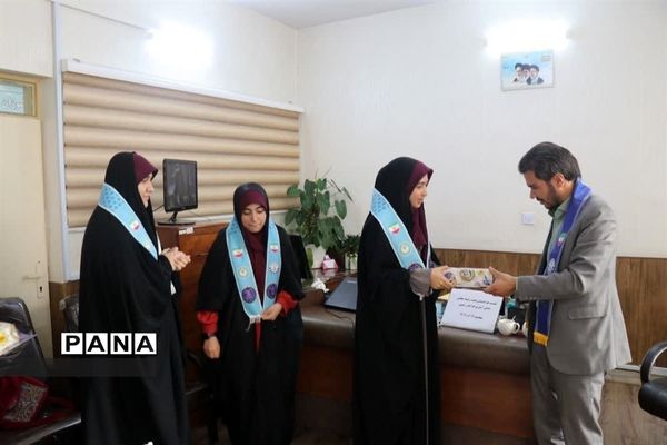 نشست هم‌اندیشی مجلس دانش‌آموزی خراسان رضوی