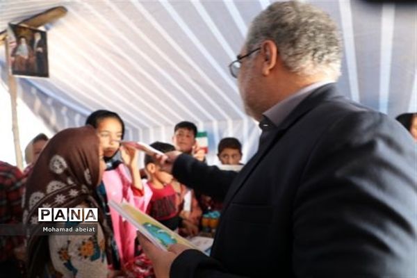 بازدید معاون آموزش ابتدایی وزارت آموزش و پرورش از مدارس عشایری خوزستان