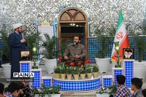 محفل انس با قرآن کریم در هفته قرآن عترت و نماز در ساوه