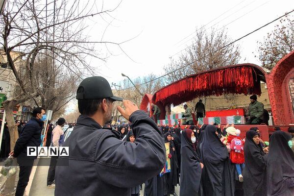 مراسم تشییع باشکوه پیکر شهدای گمنام  در گلپایگان