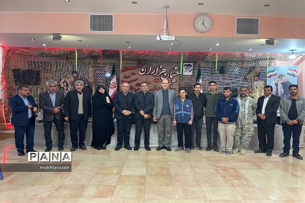 یادواره شهدا در دبیرستان متوسطه دوره ی دوم شاهد صارمیه 6