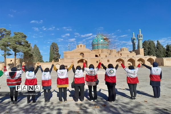 حضور اعضای جوانان فعال جمعیت هلال‌احمر استان خراسان شمالی  درکرمان