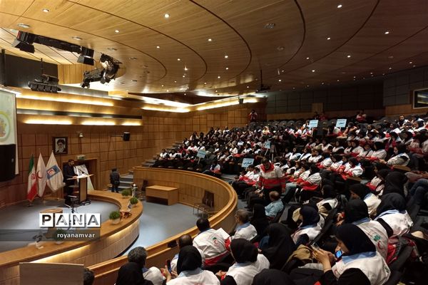 حضور اعضای جوانان فعال جمعیت هلال‌احمر استان خراسان شمالی  درکرمان