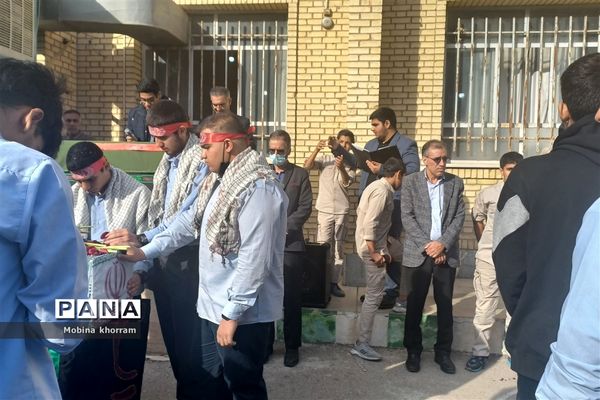 مراسم استقبال از پیکر شهید گمنام درمدرسه پسرانه خورسندیان(۲)