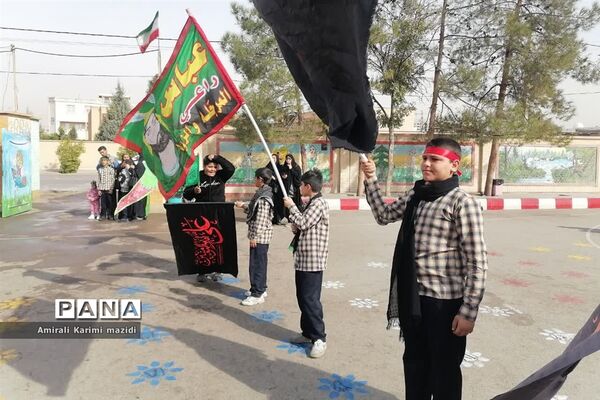 تشییع شهید گمنام در دبستان غنچه ها ولایت 2 ناحیه 3 شیراز