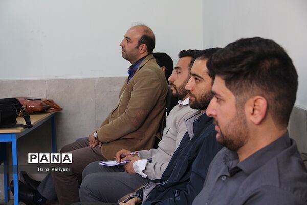 بازدید مدیرآموزش و پرورش ناحیه یک شهرری از روند برگزاری طرح شهید همت