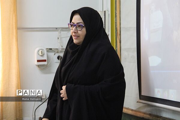 بازدید مدیرآموزش و پرورش ناحیه یک شهرری از روند برگزاری طرح شهید همت