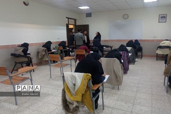 اجرای آزمون پایش در مدرسه نمونه شهید نصرتی خلیل آباد