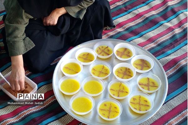 پخش نذری به‌مناسبت شهادت حضرت زهرا (س)