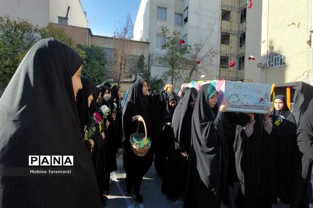 تشییع باشکوه شهید گمنام در آموزشگاه دکتر حسابی ناحیه 2 شیراز