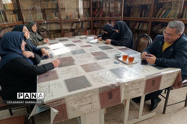 بازدید کارشناسان حوزه پرورشی از مدارس کهریزک