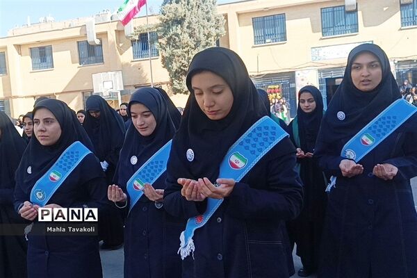 برگزاری مراسم  دهه فاطمیه در هنرستان بدیع ناحیه یک