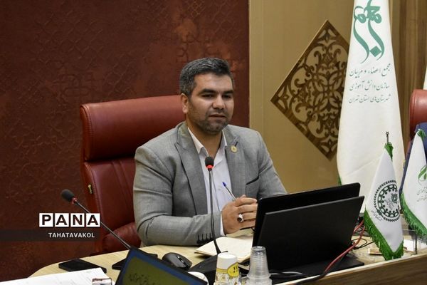 جلسه هیئت رئیسه شورای دانش‌آموزی و مجمع اعضا و مربیان سازمان دانش‌آموزی در شهرستان‌های استان تهران