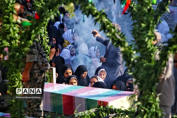 تشییع شهدای گمنام دفاع مقدس در دانسفهان