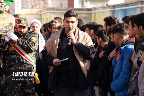 تشیع مهمان فاطمی در مدرسه شاهد تبریز