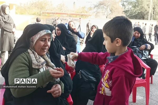 مراسم تشییع شهدای گمنام در دبیرستان امیرکبیر ناحیه یک شیراز