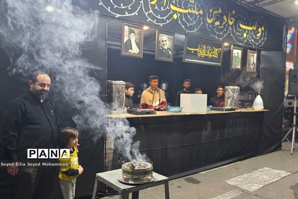 برپایی موکب دانش‌آموزی دبیرستان دکترمینو نیک‌نیان ناحیه یک شهرری