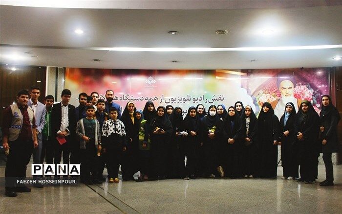 درخشش دانش‌آموزان شهرستان‌های تهران در هیات رئیسه‌های مجلس و مجامع دانش‌آموزی/فیلم
