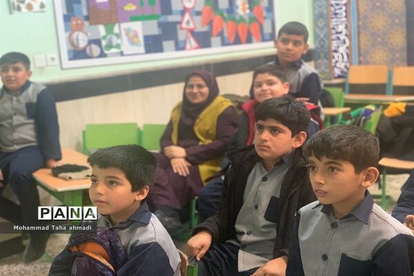 اجرای طرح مدام درمدرسه معلم شهرآشخانه