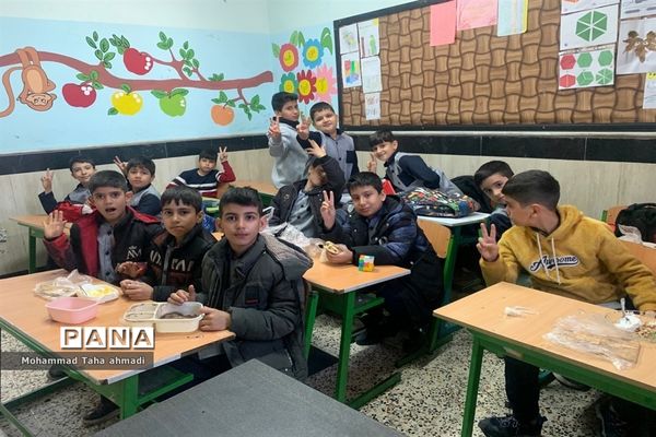 اجرای طرح مدام درمدرسه معلم شهرآشخانه
