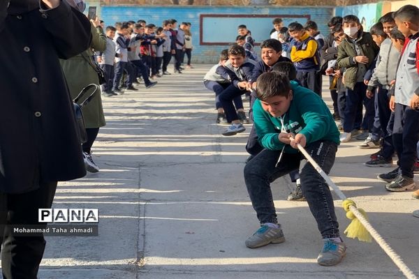 اجرای طرح مدام درمدرسه معلم شهرآشخانه