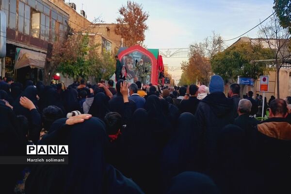 تشییع شهدای گمنام در نجف آباد