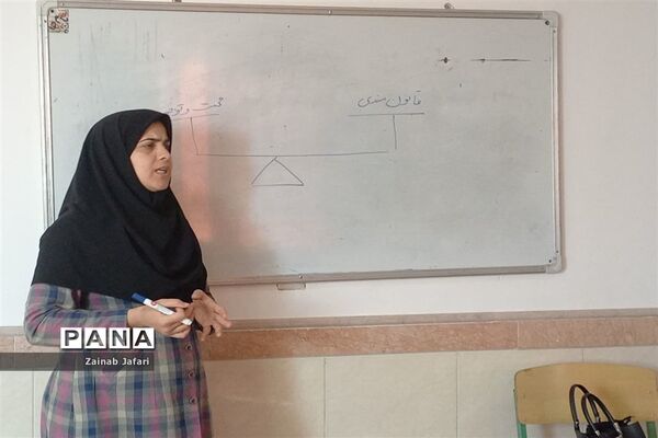 کارگاه آموزشی پیشگیری از آسیب های اجتماعی