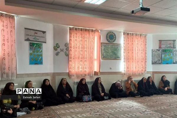 کارگاه آموزشی پیشگیری از آسیب های اجتماعی