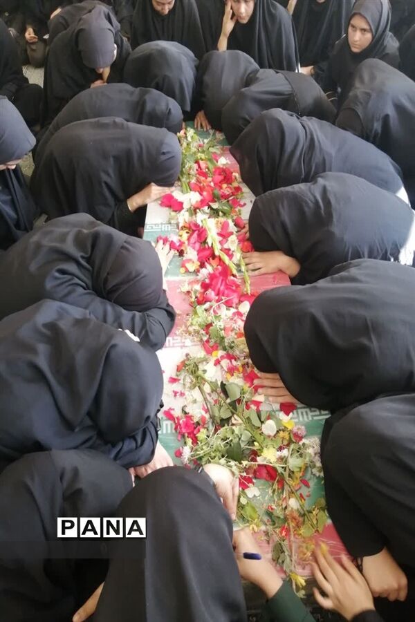 وداع با پیکر شهید گمنام