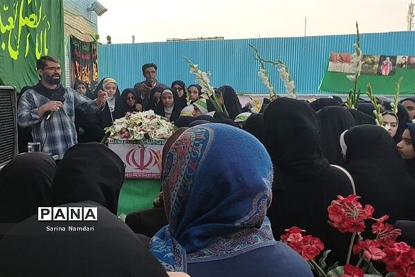 وداع با شهید گمنام در دبیرستان امام حسن عسکری2 ناحیه 3 شیراز