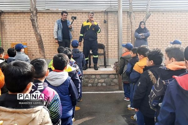 برگزاری دوره‌های آموزشی مصرف بهینه گاز در مدارس ابتدای شهرستان پردیس