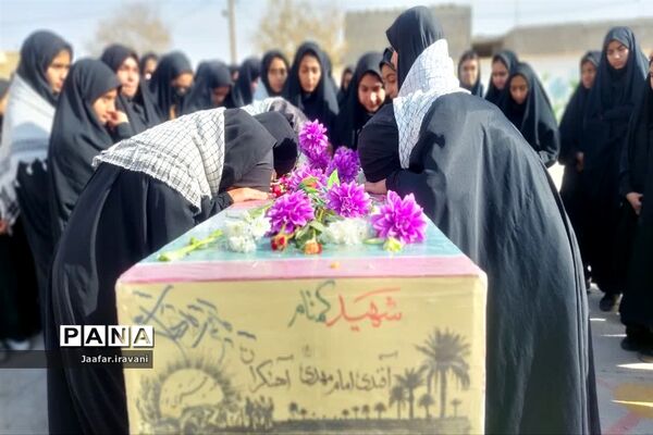 مراسم استقبال از شهید گمنام در شهرستان مروست