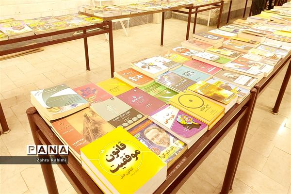 نمایشگاه کتاب و بازی‌های فکری در شهرستان محلات