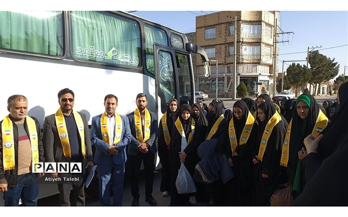اعزام دانش‌آموزان زیارت‌اولی ‌شهرستان گرمه به قم/ فیلم