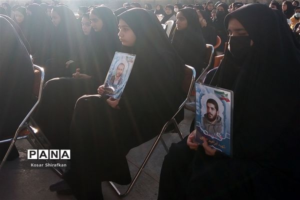 تشییع و وداع‌ با شهید گمنام در آموزشگاه حضرت زینب (س )شهرستان کاشمر