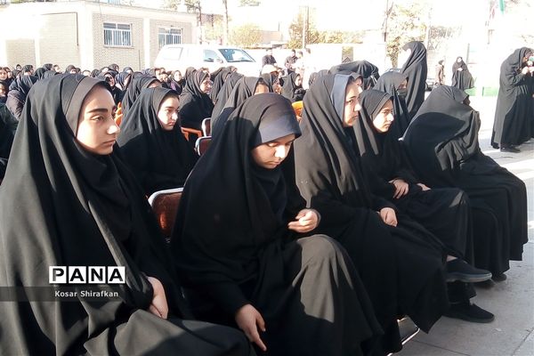 تشییع و وداع‌ با شهید گمنام در آموزشگاه حضرت زینب (س )شهرستان کاشمر