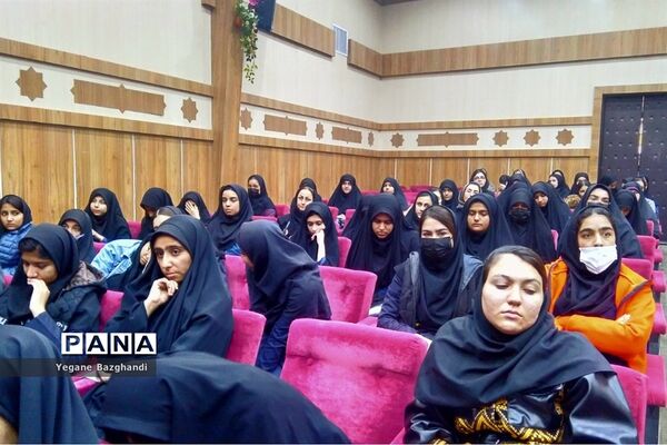 جلسه راهیان نور دانش‌آموزان دختر شهرستان سبزوار