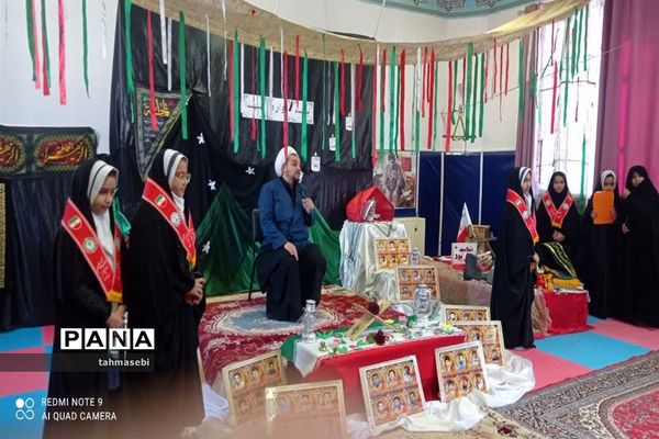 برگزاری یادواره شهدا در آموزشگاه دخترانه شهید تقی پور شهرستان ورزنه