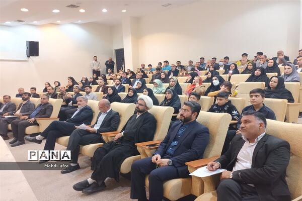 تجلیل از معلمان و دانش‌آموزان پژوهشگر شهرستان بهبهان