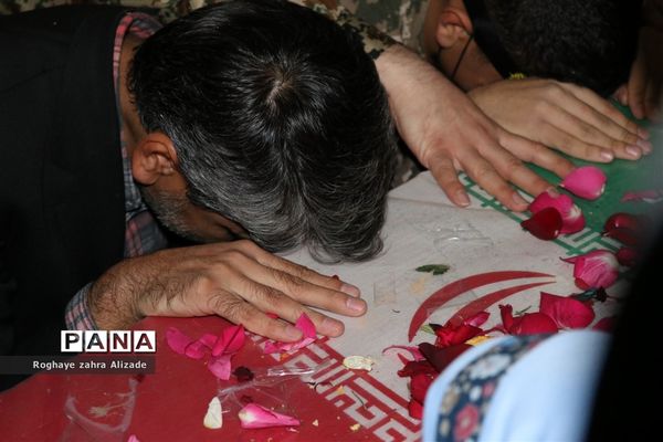 تشییع پیکر شهید گمنام در ناحیه 7 مشهد