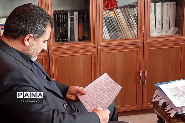 بازدید بازرسان ناحیه یک شهرری از اجرای طرح همتا در هنرستان شهید چمران پردیس