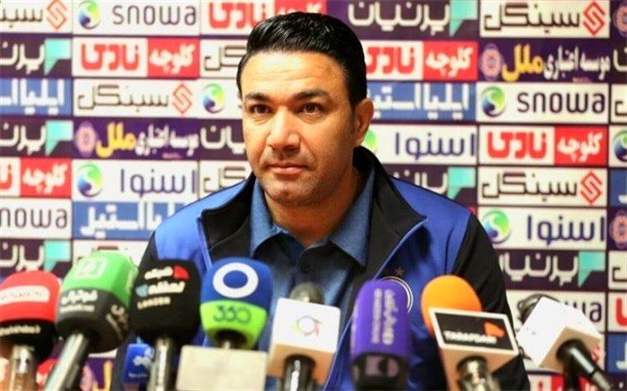 برای بازی با پرسپولیس نگرانی نداریم؛ بازیکنان استقلال می‌جنگند