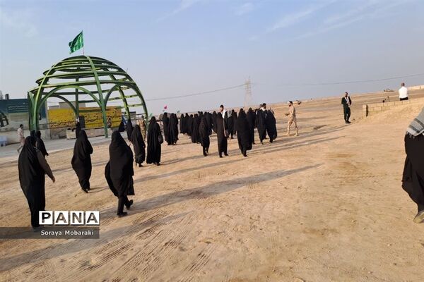بازدید کاروان فرهنگیان راهیان نور شهرستان شیروان از مناطق جنگی جنوب