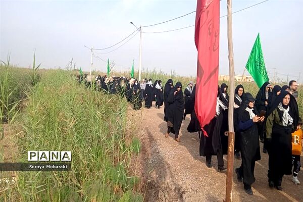 بازدید کاروان فرهنگیان راهیان نور شهرستان شیروان از مناطق جنگی جنوب