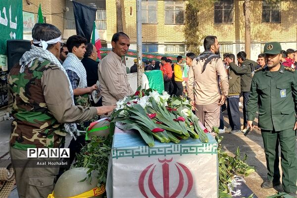 تشییع شهید گمنام در مدارس شهرستان زرقان