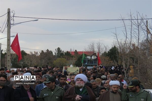 تشییع شهید گمنام در شهر درق