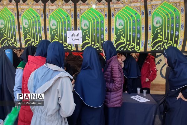 آیین سوگواری حضرت فاطمه زهرا(س) در مدرسه شاهد کوثر شهرستان رباط کریم