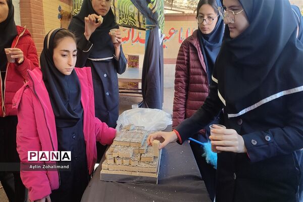 آیین سوگواری حضرت فاطمه زهرا(س) در مدرسه شاهد کوثر شهرستان رباط کریم