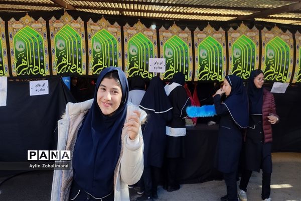 آیین سوگواری حضرت فاطمه زهرا(س) در مدرسه شاهد کوثر شهرستان رباط کریم