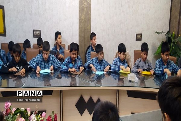 کارگاه ساخت  اوریگامی در هفته پژوهش در آموزشگاه علامه طباطبایی